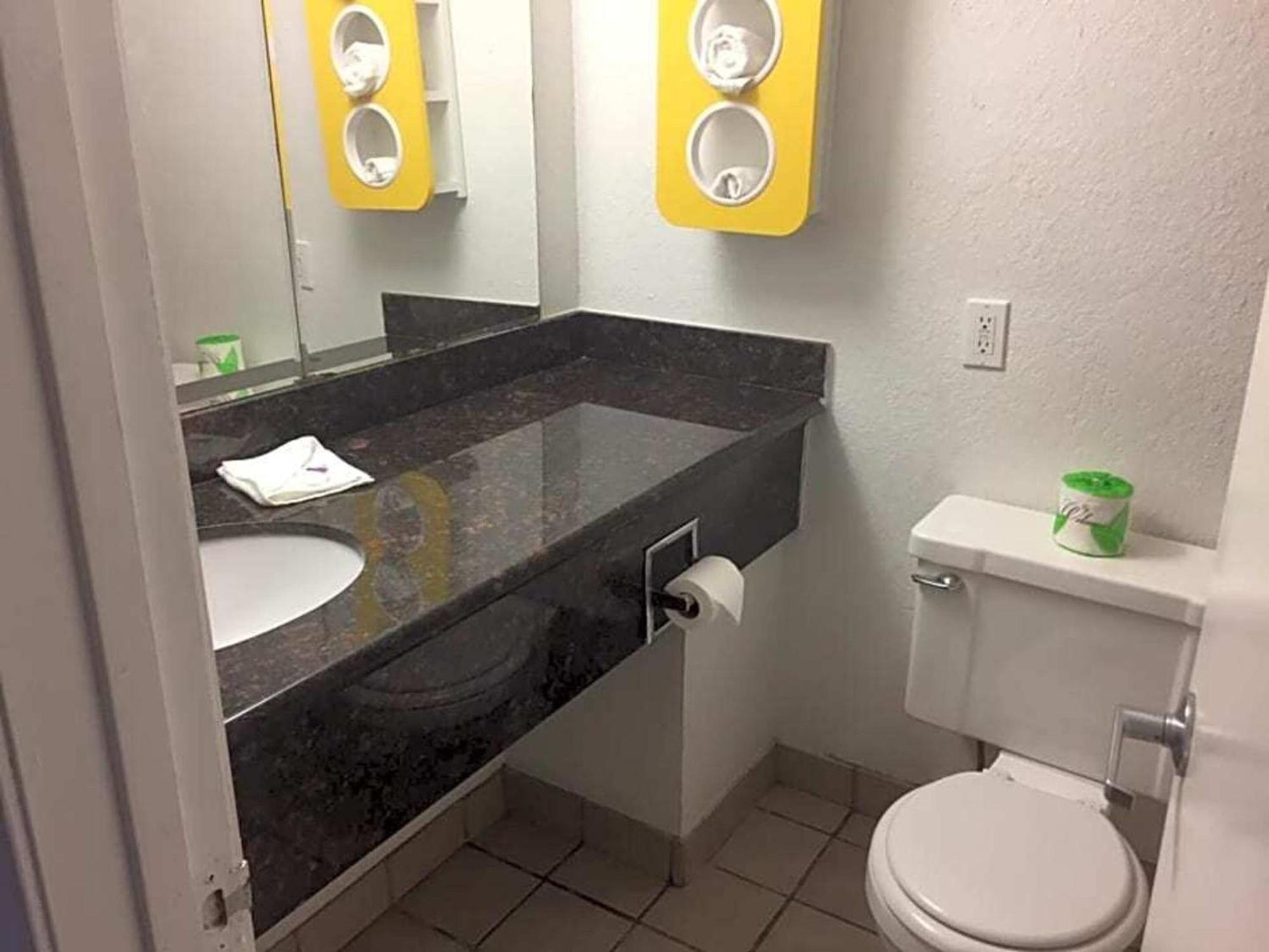 Motel 6-Waco, Tx Bagian luar foto