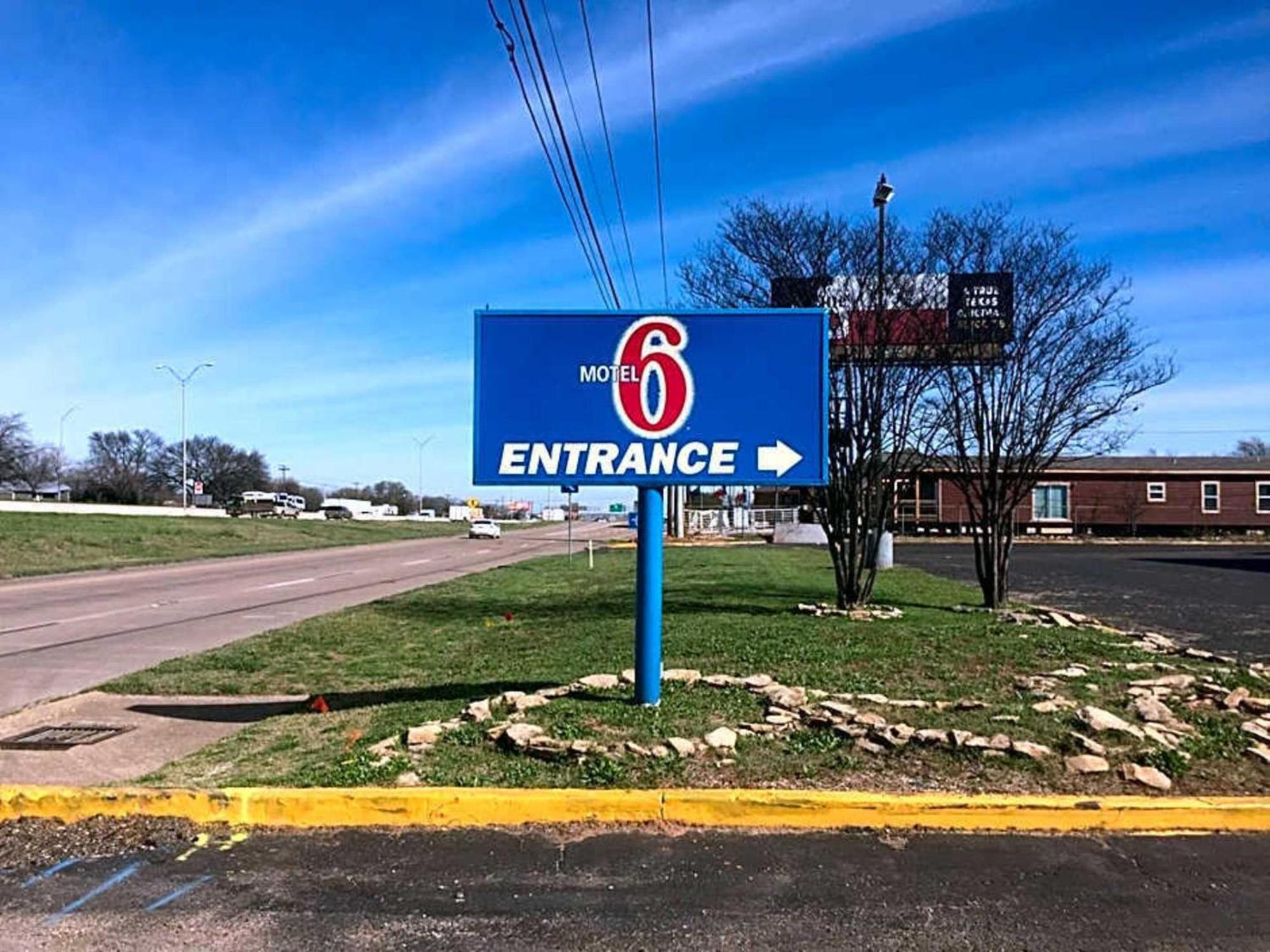 Motel 6-Waco, Tx Bagian luar foto